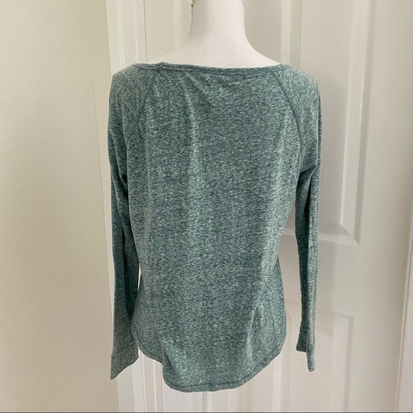 Check and Stripe Heather Green Long Sleeve Scoop Neck Top Sz Small  B7 - Picture 6 of 8